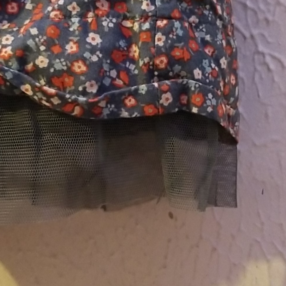 Dress - Picture 3 of 4